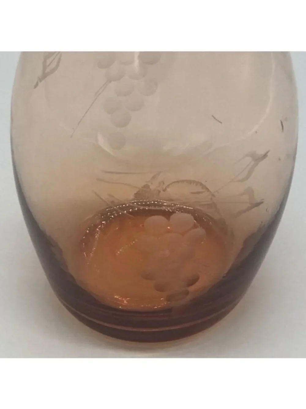 vintage liquid Decator glass vase amber grapes edged 11